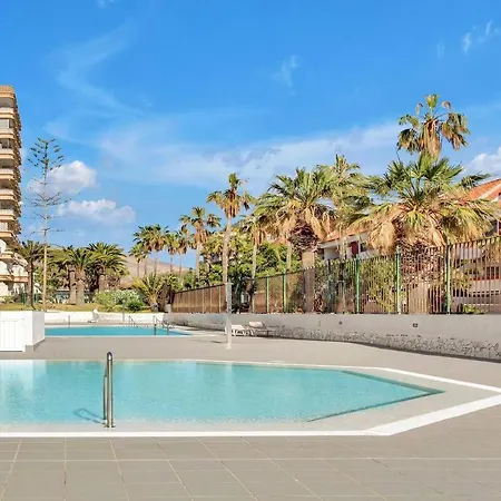 Modern Playa Honda In Playa De Americas פלאייה דה לאס אמריקס