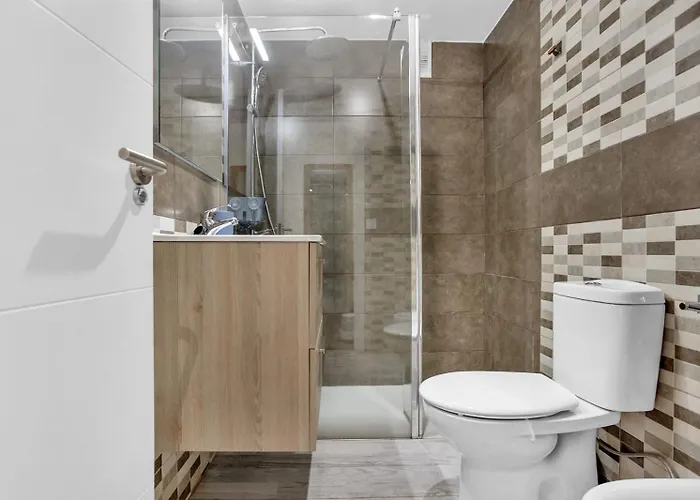 Modern In Playa De Americas * Плая-де-лас-Америкас